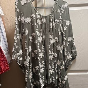 Floral Embroidered Tunic Top/Dress